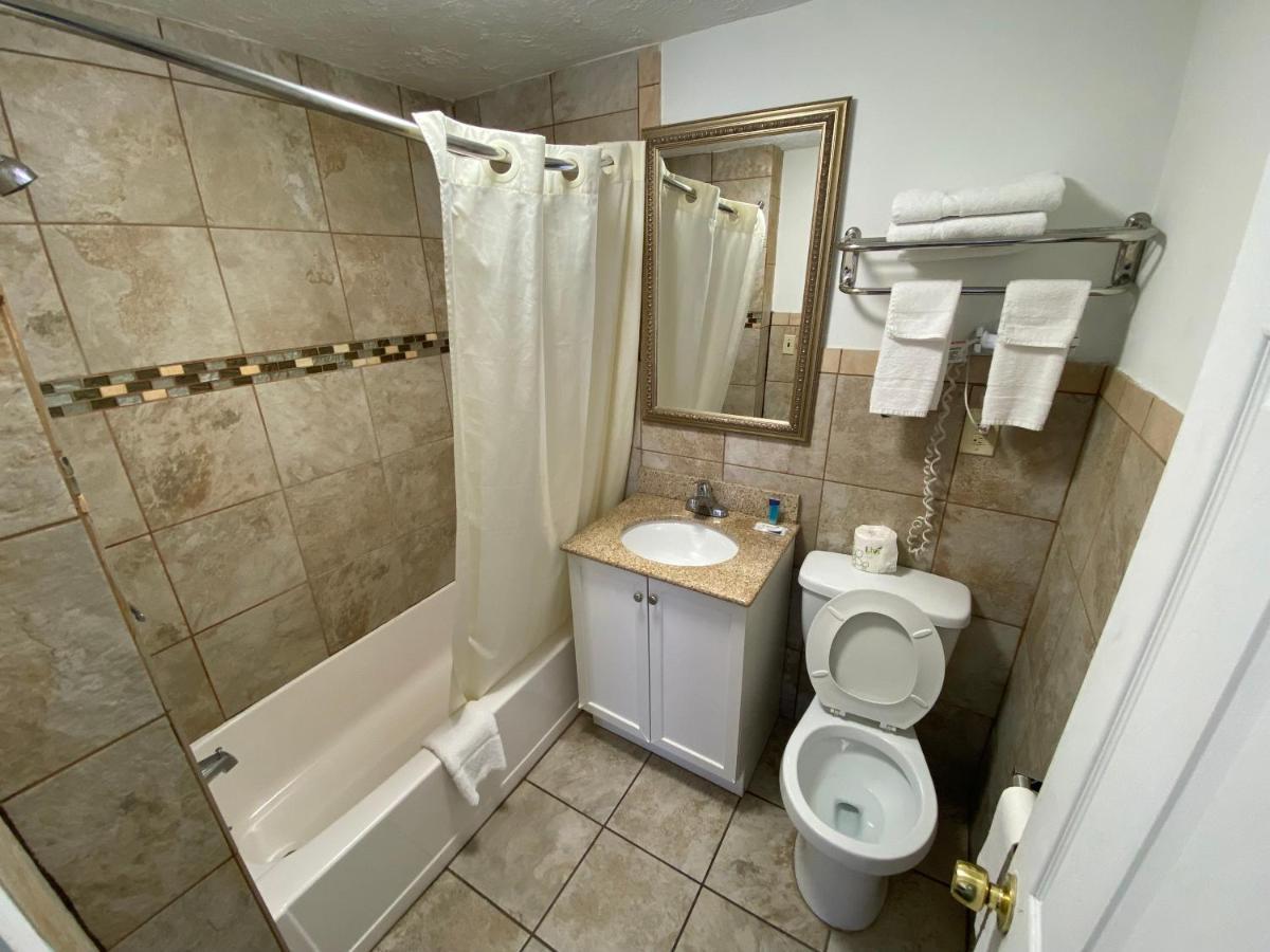 Claremont Royal Inn المظهر الخارجي الصورة