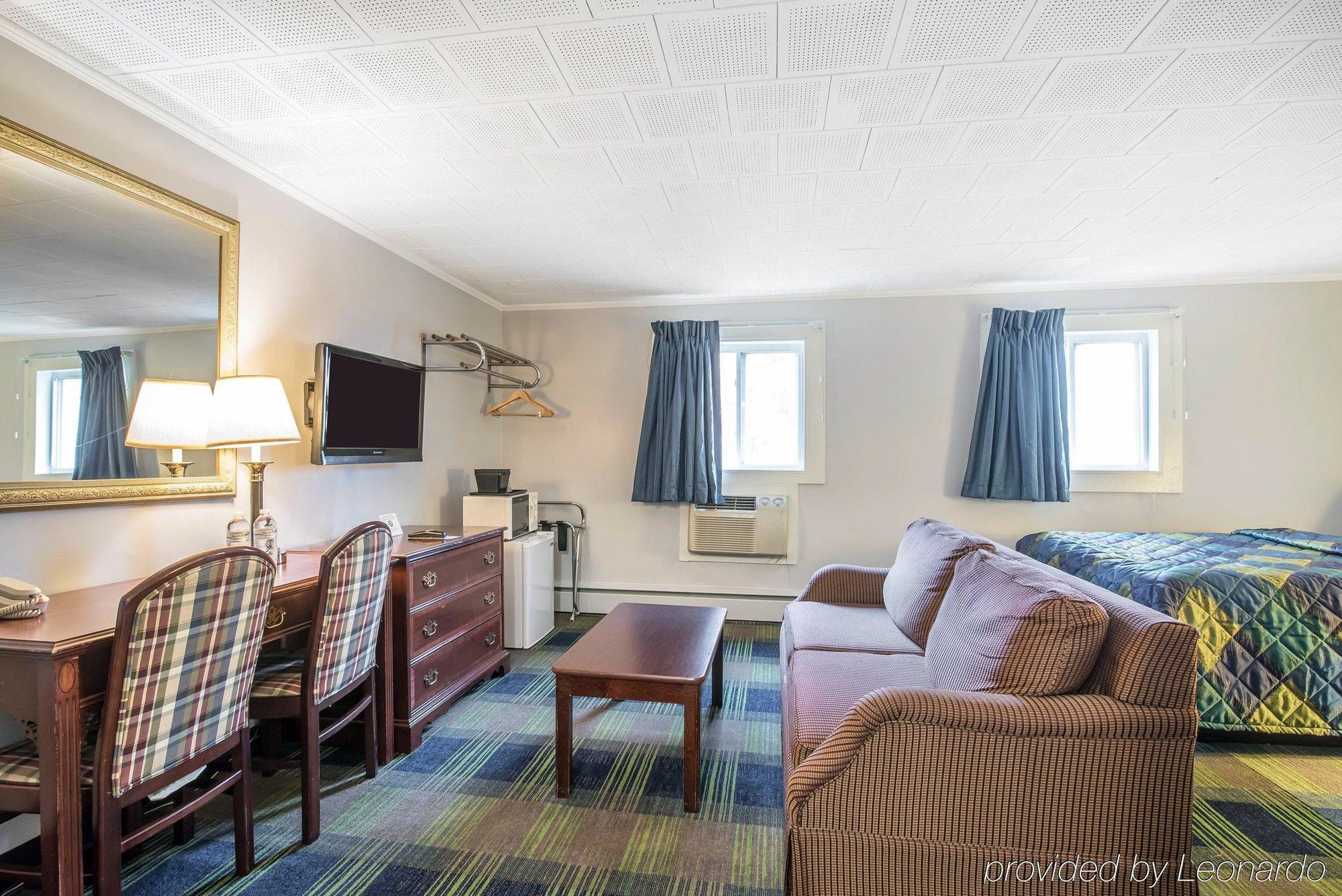 Claremont Royal Inn المظهر الخارجي الصورة