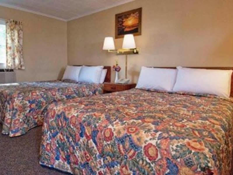 Claremont Royal Inn المظهر الخارجي الصورة