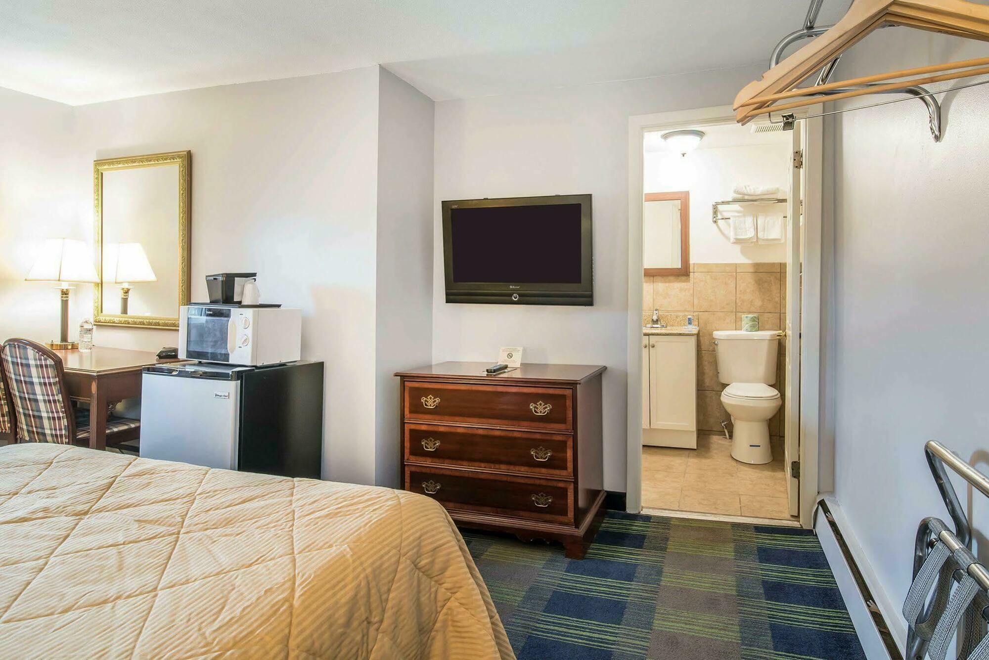 Claremont Royal Inn المظهر الخارجي الصورة